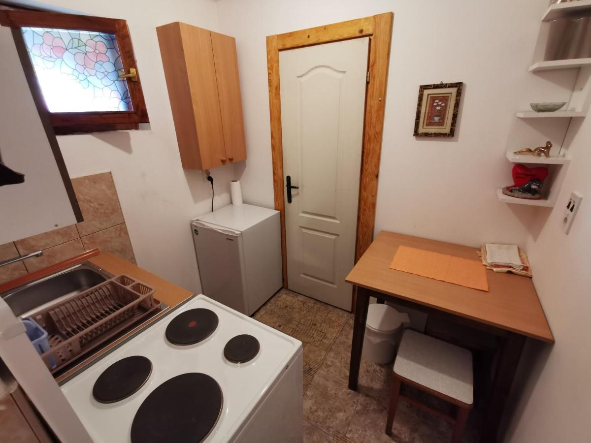 Apartments Domacinstvo Nikolic Valjevo Exterior photo