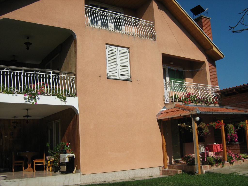 Apartments Domacinstvo Nikolic Valjevo Exterior photo